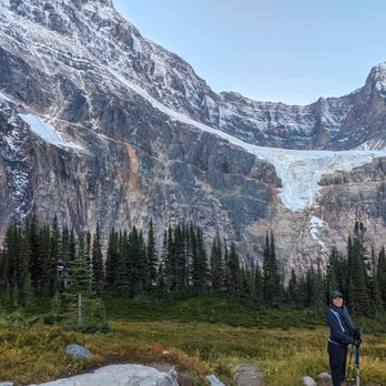 Mount Edith Cavell - Parks Near Me - Jasper, Alberta