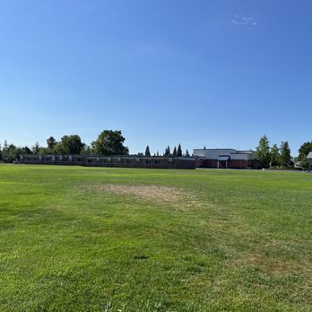 Quail Glen Elementary School - Outside - Elementary Schools Near Me - Roseville, California Quail Glen Elementary School - Outside - Elementary Schools Near Me - Roseville, California