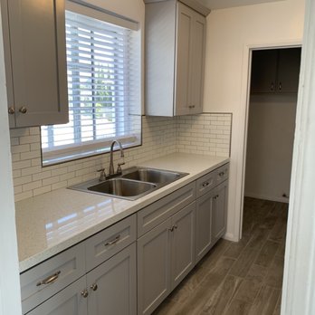 Eddie's Cabinets - Another apartment kitchen - Cabinetry Near Me - Los Angeles, California Eddie's Cabinets - Another apartment kitchen - Cabinetry Near Me - Los Angeles, California