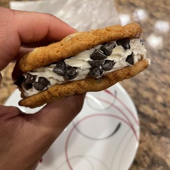 Empire Cake - Cookie sandwich - Bakeries Near Me - New York, New York Empire Cake - Cookie sandwich - Bakeries Near Me - New York, New York