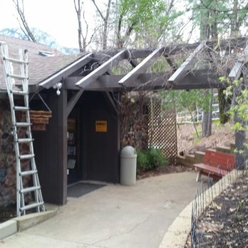 Lake Shasta Caverns - Registration house/ Souvenir shop! - Landmarks & Historical Buildings Near Me - Lakehead, California