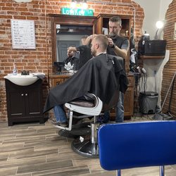 Lowkey Barbershop - Barber shop