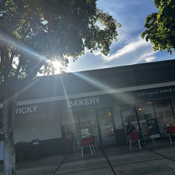 Vicky Bakery - Bakeries Near Me - Miami Lakes, Florida