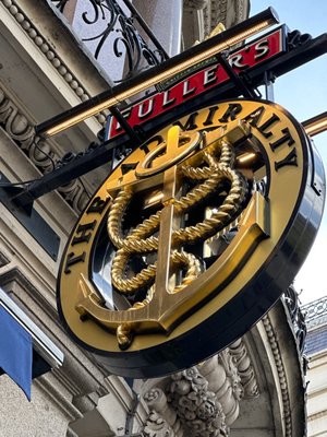 The Admiralty, Trafalgar Square by null