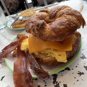 Bacon Bitch - Breakfast & Brunch Near Me - Miami, Florida