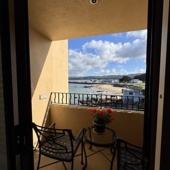 Monterey Bay Inn - Our first room. Small patio. - Hotels Near Me - Monterey, California Monterey Bay Inn - Our first room. Small patio. - Hotels Near Me - Monterey, California