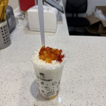 Hey Yogurt - Strawberry mango yogurt - Desserts Near Me - Ridgewood, New Jersey Hey Yogurt - Strawberry mango yogurt - Desserts Near Me - Ridgewood, New Jersey