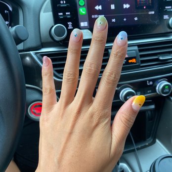 Classic Nails Edgewater - Chrome nails with little diamonds - Nail Salons Near Me - Edgewater, New Jersey