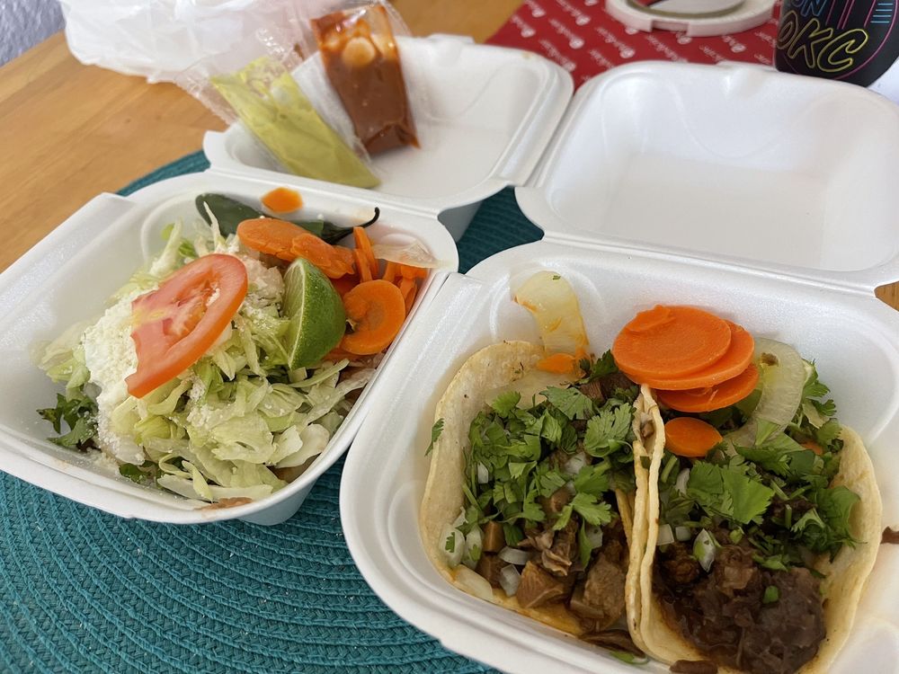 Taqueria El Dolar Logo