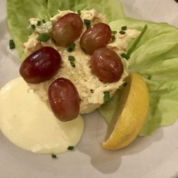 Tapas Valencia - Pollo al Curry -- chicken curry salad with grapes. - Spanish Near Me - Chicago, Illinois Tapas Valencia - Pollo al Curry -- chicken curry salad with grapes. - Spanish Near Me - Chicago, Illinois