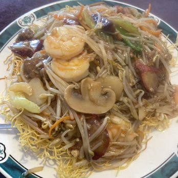 Tao Chen's - House Cantonese Style Pan Fried Noodle Entree - Chinese Near Me - Chesterton, Indiana