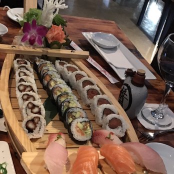 Oceano Sushi - Oceano Art that is as edible as it is beautiful - Sushi Bars Near Me - Bothell, Washington