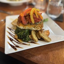 Fresh Catch of the Day: halibut with broccolini, fingerling potatoes