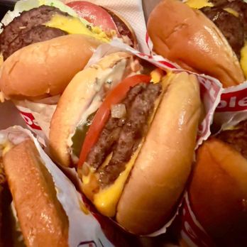 In-N-Out Burger - Burgers Near Me - Long Beach, California In-N-Out Burger - Burgers Near Me - Long Beach, California