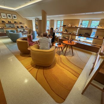 Hermes - Accessories Near Me - Wilmette, Illinois Hermes - Accessories Near Me - Wilmette, Illinois