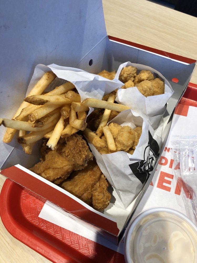 KFC Fast Food 1364 Queen St. East, Leslieville, Toronto, ON