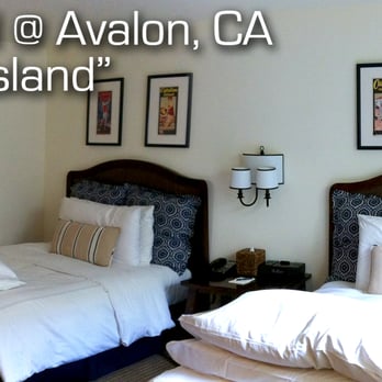 Pavilion Hotel - Double Occupancy - Twin Beds (w/extra pillows!) - Hotels Near Me - Avalon, California