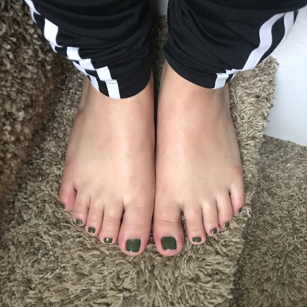 This is a week after I got my nails done! They are still beautiful and not a chip in sight! This is a week after I got my nails done! They are still beautiful and not a chip in sight!