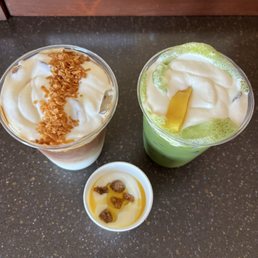 Reinnes Latte, Banana Matcha, Pup Cup Reinnes Latte, Banana Matcha, Pup Cup