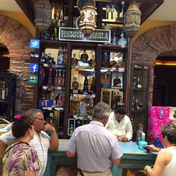 Hacienda Tequila - Tequila tasting - Souvenir Shops Near Me - Cancún, ROO