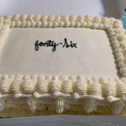 Bynx Bakery - Vintage cake