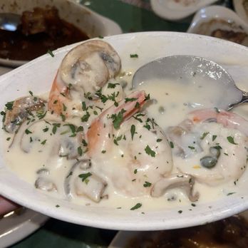 LOUIS’ BASQUE CORNER - Updated July 2025 - 539 Photos & 561 Reviews ...