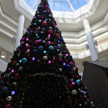Upper Canada Mall - Shopping Centers Near Me - Newmarket, Ontario Upper Canada Mall - Shopping Centers Near Me - Newmarket, Ontario