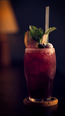 Duck and Cover - Cocktailbar by null