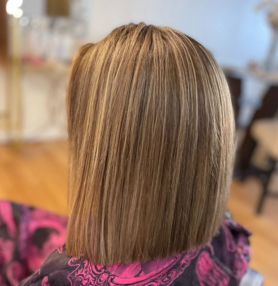 Beautiful Glow Salon Logo