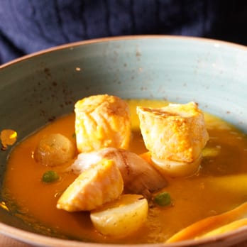 Tiradito & Piscobar - Corvina en escabeche peruano - Bars Near Me - Madrid, M