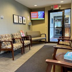 RAYUS Radiology - Front entry October 2024