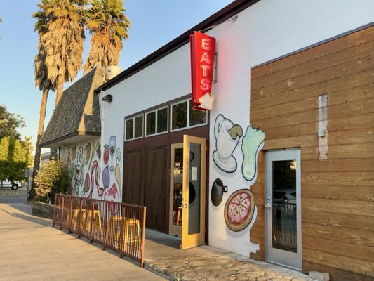 Industrial Eats by null