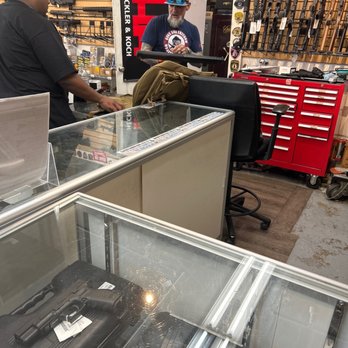 Highland Guns - Guns & Ammo Near Me - Highland, California Highland Guns - Guns & Ammo Near Me - Highland, California
