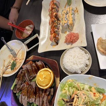 Oyaki Sushi - Sushi Bars Near Me - Dearborn Heights, Michigan Oyaki Sushi - Sushi Bars Near Me - Dearborn Heights, Michigan