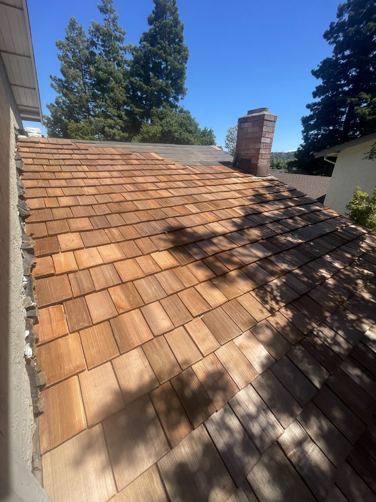 Slide of Sahagun Roofing