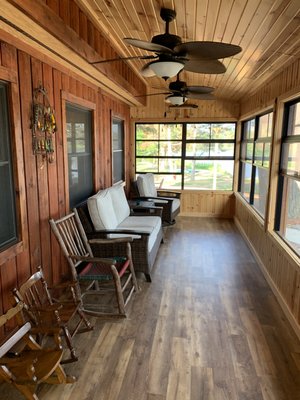 Evergreen Lodge by null