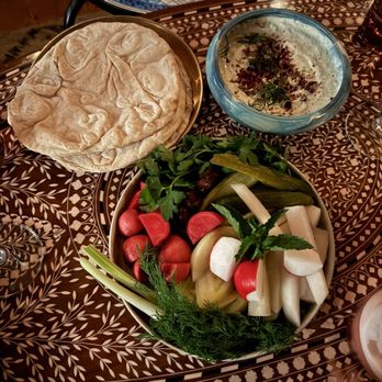 Medina - Walnut casik, mouneh platter - Bars Near Me - Washington, DC, District of Columbia