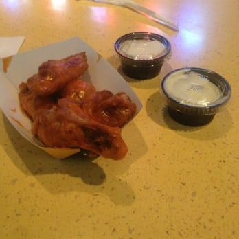 Buffalo Wild Wings - American Near Me - Henderson, Nevada