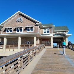 Jennette's Pier - Entrance to the pier