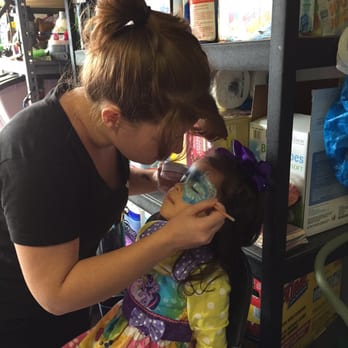 Taylor Entertainment - Taylor doing her great work - Face Painting Near Me - La Palma, California