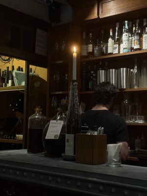 Frenchie Bar à Vins by null