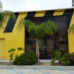 Work Boot Warehouse - Entrance which is in the back