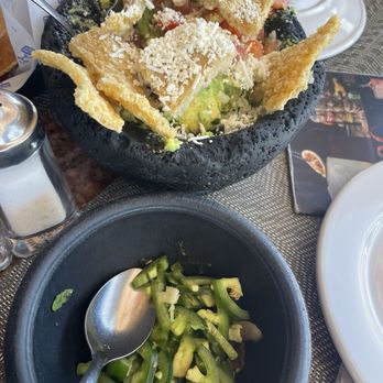 La Casa Country - Guac with chicharon - Mexican Near Me - Cabo San Lucas, BCS La Casa Country - Guac with chicharon - Mexican Near Me - Cabo San Lucas, BCS
