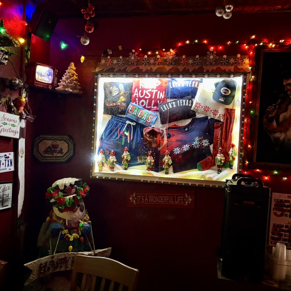 Lala’s Little Nugget - Dive Bars Near Me - Austin, Texas Lala’s Little Nugget - Dive Bars Near Me - Austin, Texas