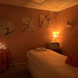 WF Wellness Spa - Massage room