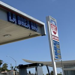 La Brea Gas