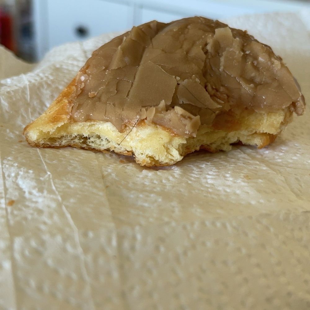 Manna Donuts - One hair, ok, but 2 hairs and weaved in there! Now that's a habit, and pure negligence of cleanliness. - Donuts Near Me - Yucaipa, California Manna Donuts - One hair, ok, but 2 hairs and weaved in there! Now that's a habit, and pure negligence of cleanliness. - Donuts Near Me - Yucaipa, California