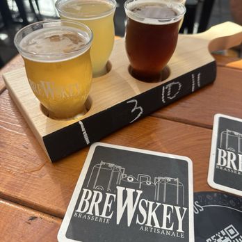 Pub BreWskey - Our flight - Brewpubs Near Me - Montreal, Quebec