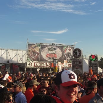 Rose Bowl Stadium - stupid fat auburn head - Stadiums & Arenas Near Me - Pasadena, California Rose Bowl Stadium - stupid fat auburn head - Stadiums & Arenas Near Me - Pasadena, California