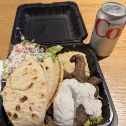 Gyros Place - Gyro plate